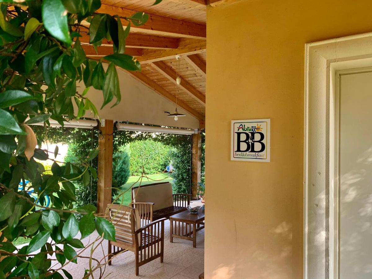 L' Ulivo Bed & Breakfast Терамо Екстериор снимка
